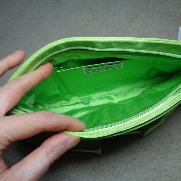 Firm. NWT vintage lime green purse - Picture 2 of 4